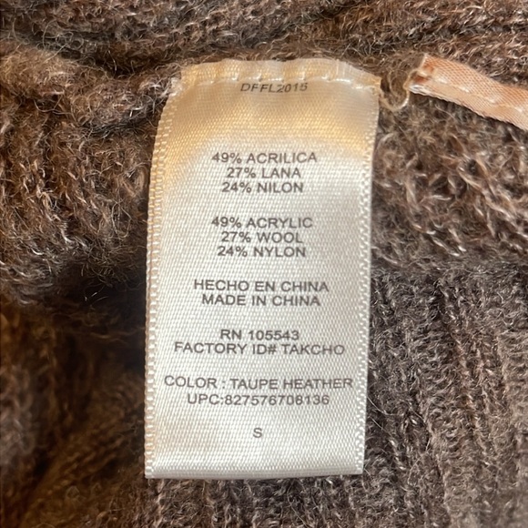 Daisy Fuentes Brown Poncho Sweater Size S - Picture 4 of 5